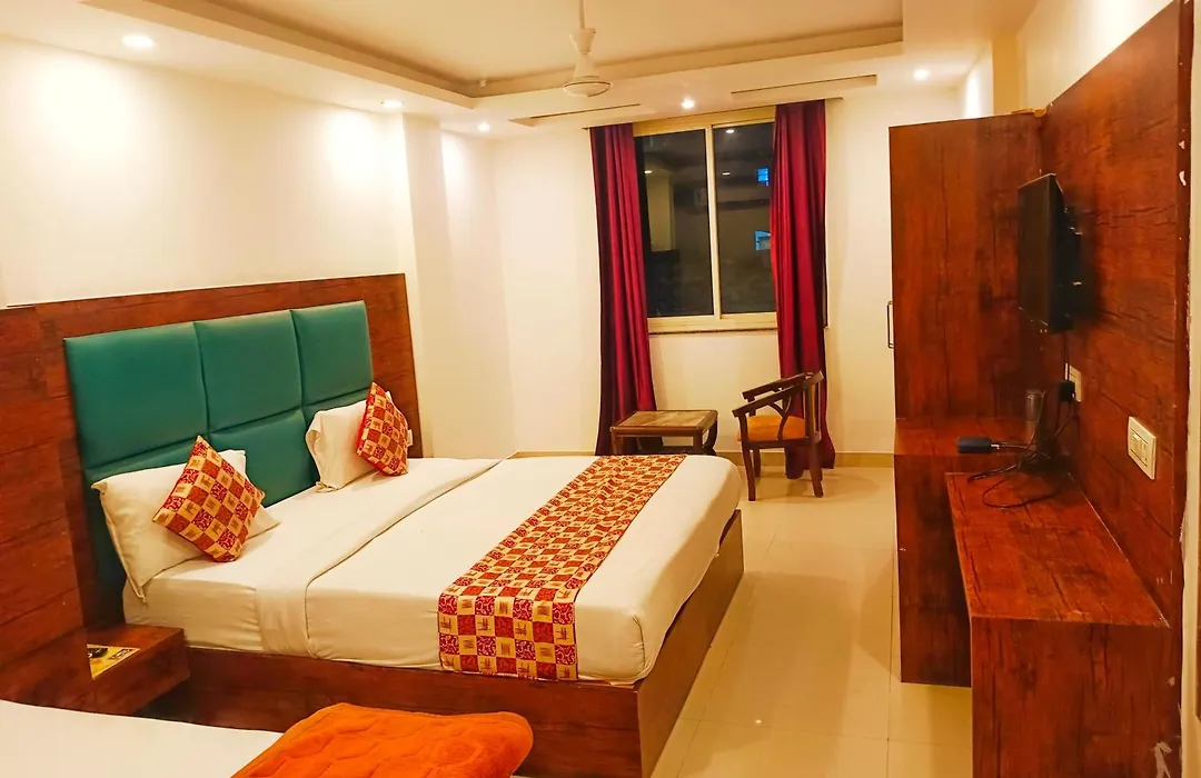 Hotel Tej Palace Delhi Airport-1