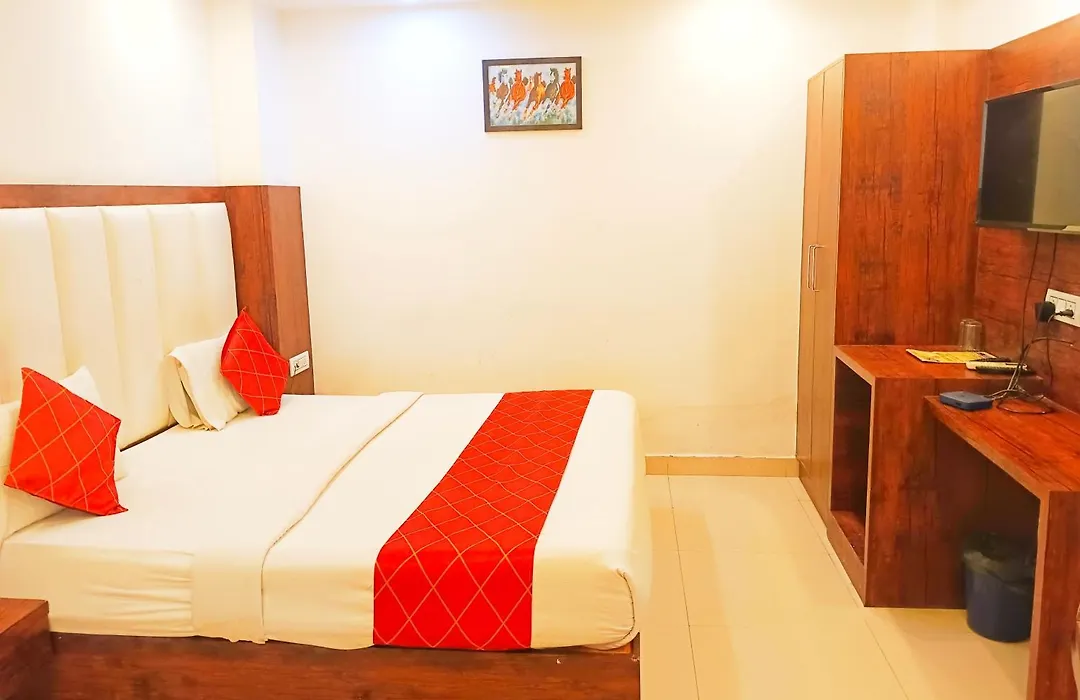 Hotel Tej Palace Delhi Airport-1